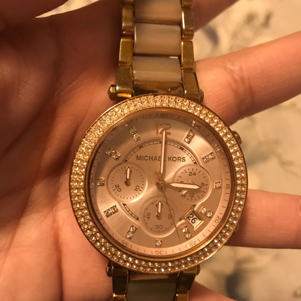 MK watch